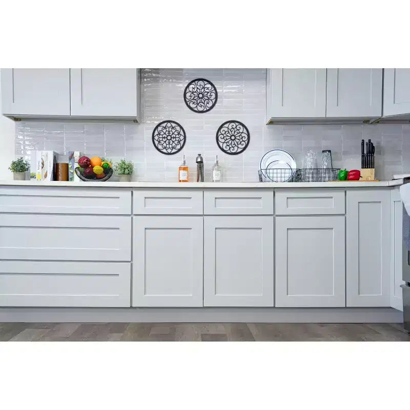 Mobile base per cucina Shaker grigio tortora con anta, 24"L x 18"A x 12"P
