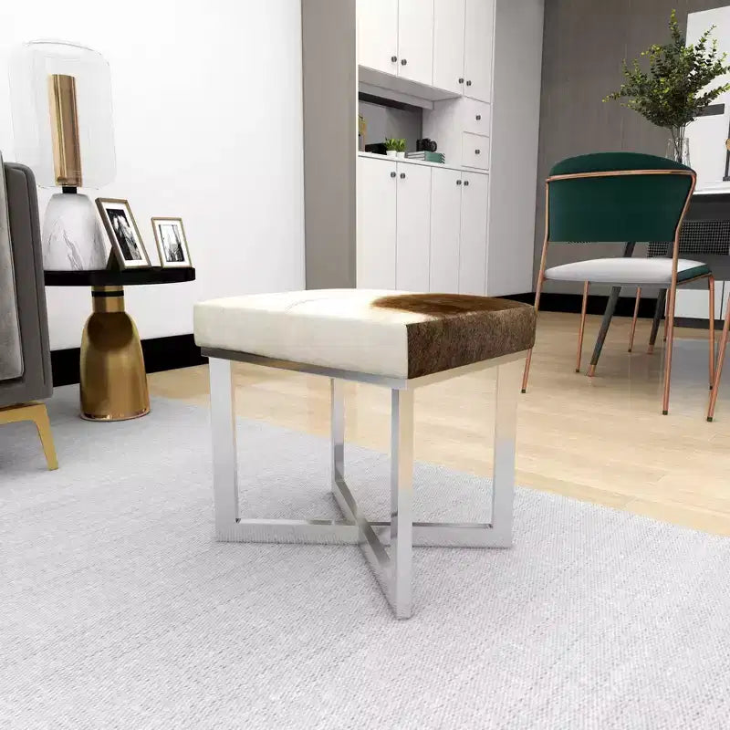 Sgabello quadrato in pelle bovina grigio argento, base a X, 1 posto