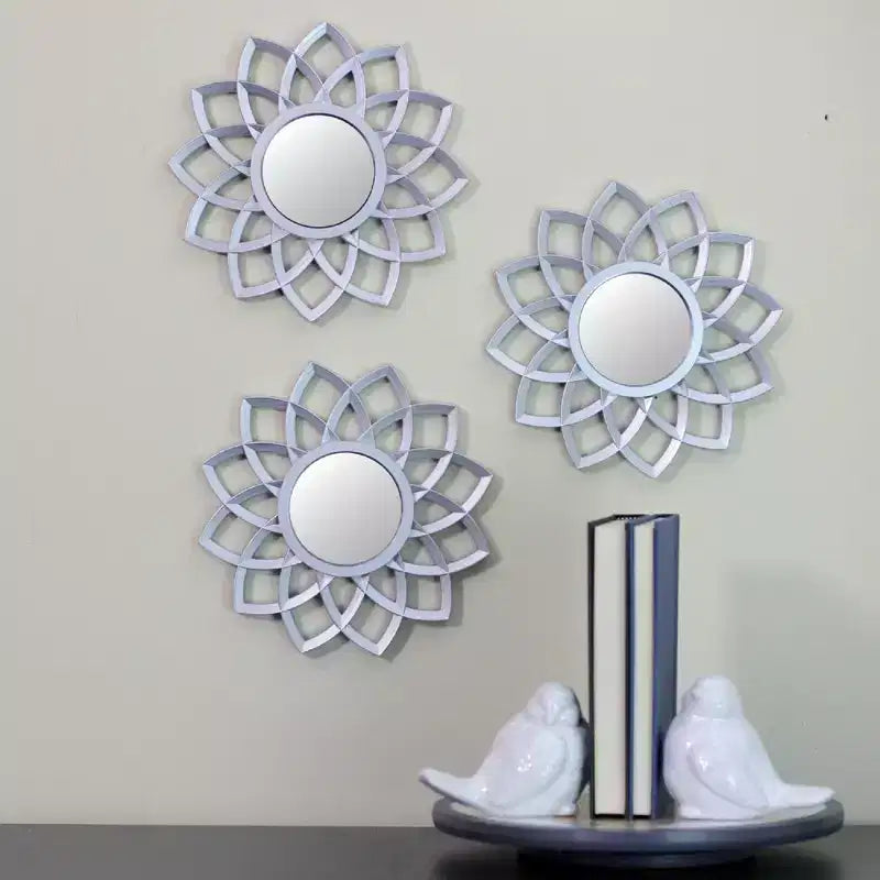 Specchi da parete rotondi floreali argento opaco, set da 3