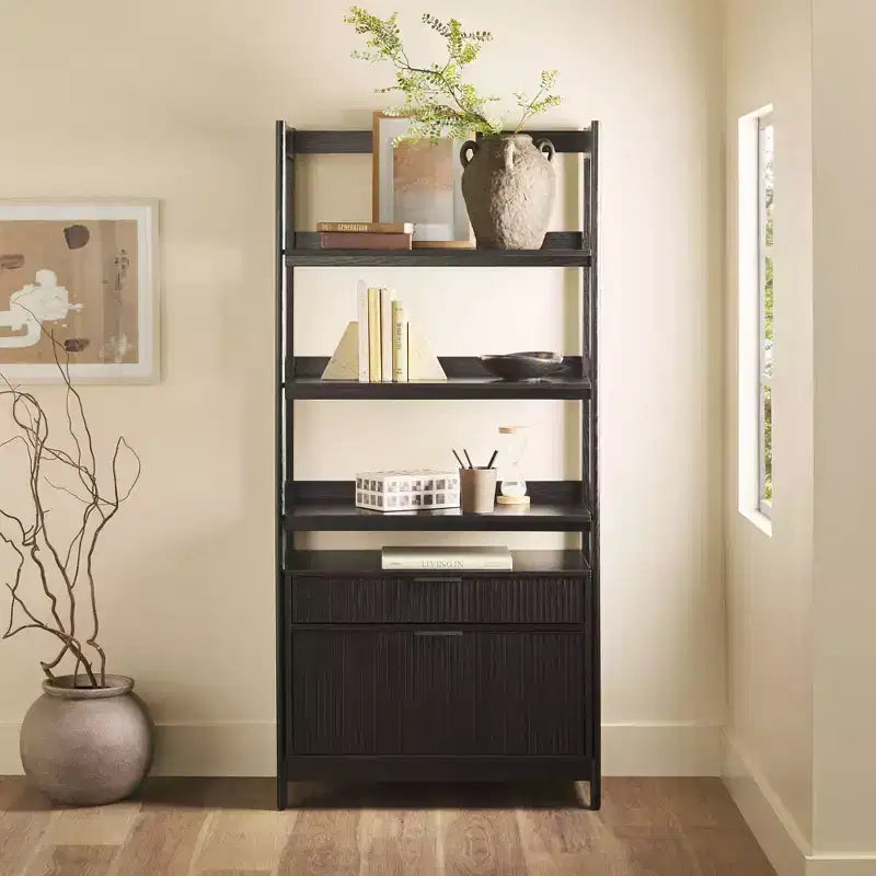 Libreria scanalata da 70", nero / rovere costiero, 3 ripiani con 2 cassetti